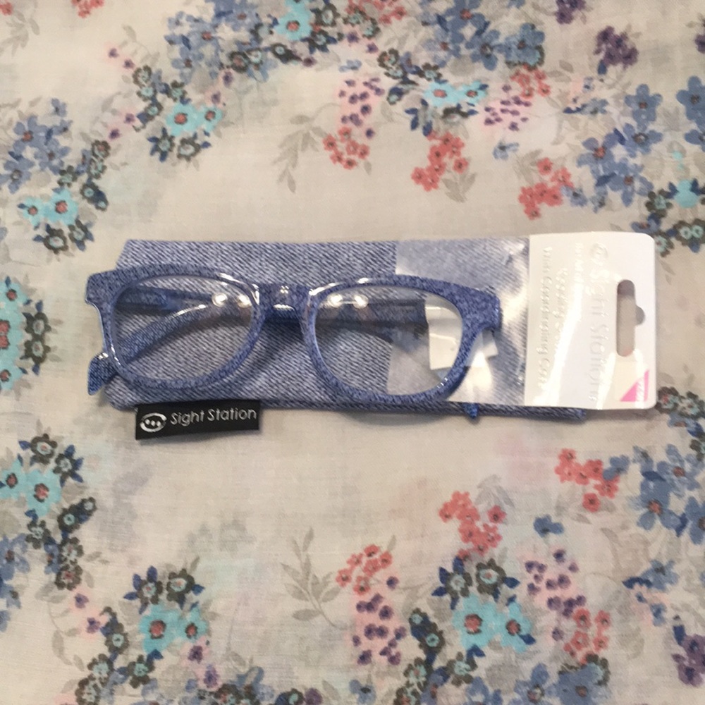 Sight Station +2.50 women with case